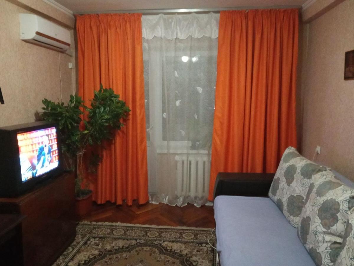 1К Квартира Бульвар Котляревського, Бульвар Праці Буд 1 Kiev Exteriör bild